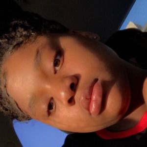 Meet your Posher, Zarha